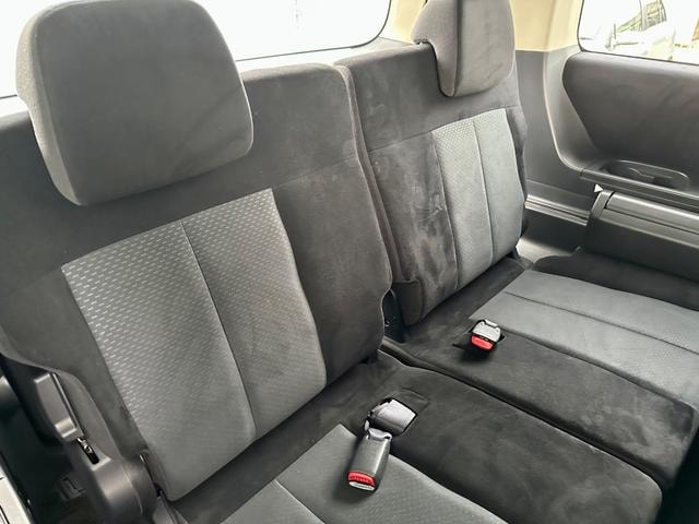 Mitsubishi DELICA D:5 2007 — фото автомобиля 1