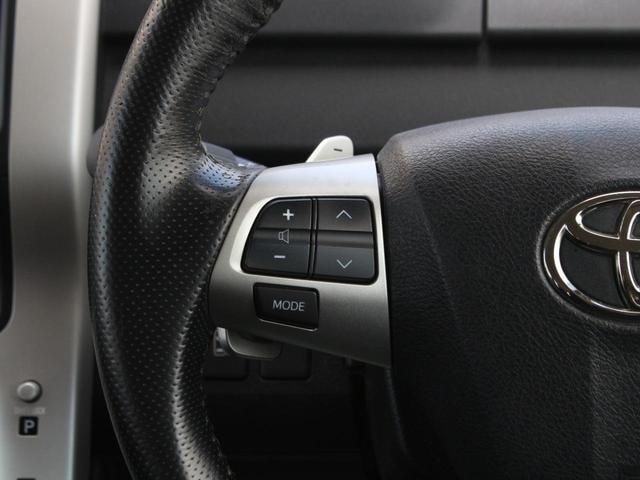 Toyota NOAH 2010 — фото автомобиля 1