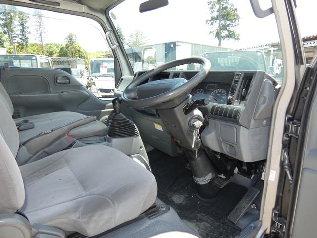 Isuzu ELF TRUCK 2010 — фото автомобиля 1