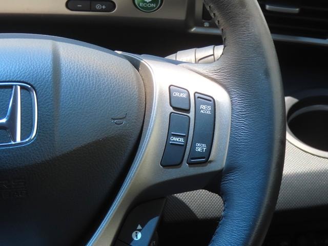 Honda FREED SPIKE HYBRID 2015 — фото автомобиля 1