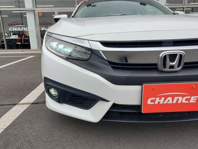 Honda CIVIC 2018 — фото автомобиля 1