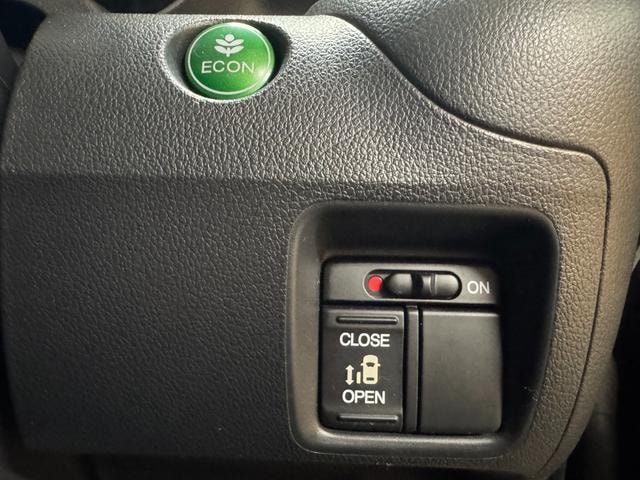 Honda N-BOX 2012 — фото автомобиля 1