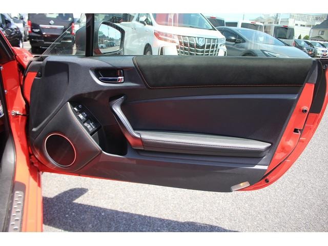 Миниатюра 38