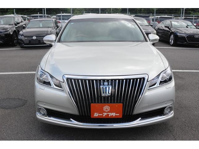 Toyota CROWN MAJESTA 2014 — фото автомобиля 1