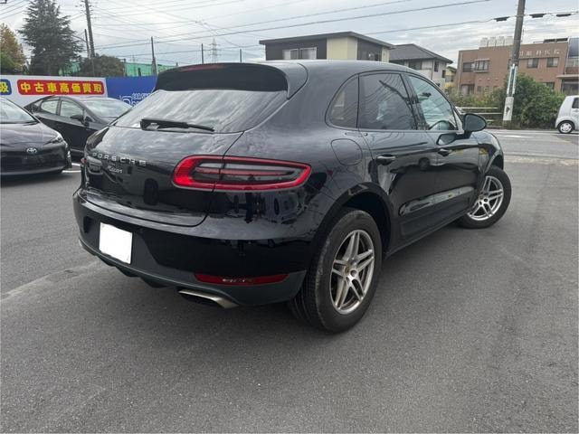 Porsche MACAN 2016 — фото автомобиля 1