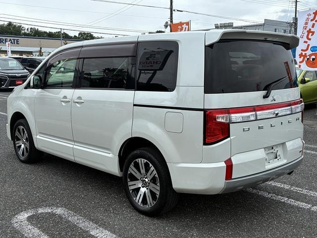 Миниатюра 11