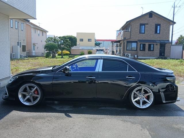 Миниатюра 18