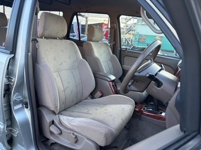 Toyota HILUX SURF 2001 — фото автомобиля 1