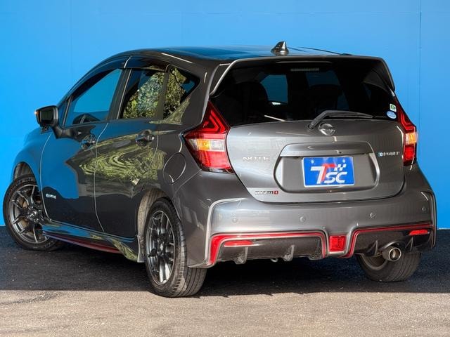 Миниатюра 32