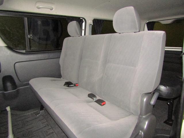 Toyota REGIUS ACE VAN 2011 — фото автомобиля 1