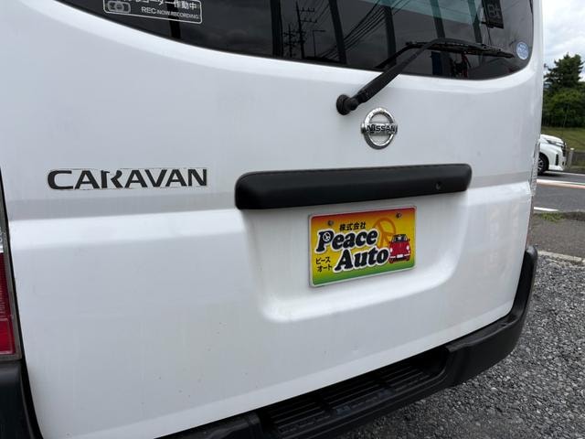 Nissan CARAVAN COACH 2010 — фото автомобиля 1