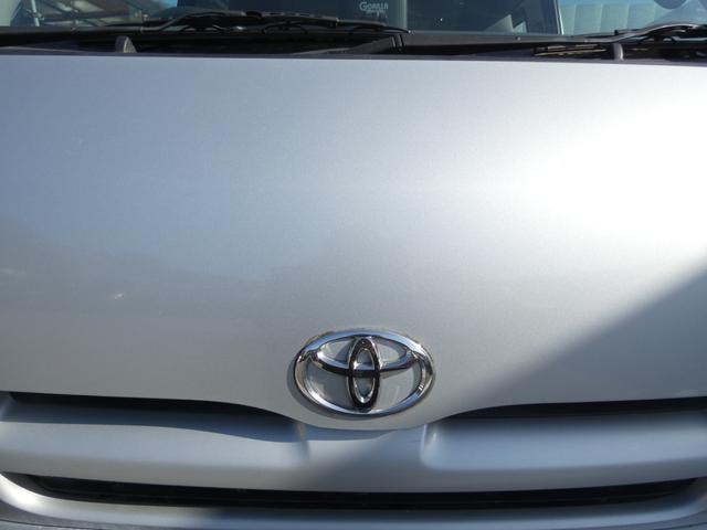 Toyota HIACE VAN 2005 — фото автомобиля 1