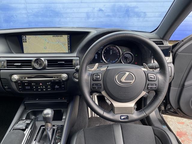Lexus GS F 2016 — фото автомобиля 1