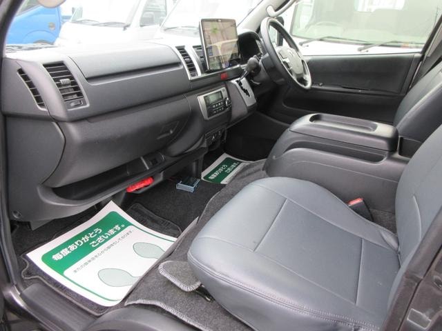 Toyota HIACE VAN 2021 — фото автомобиля 1