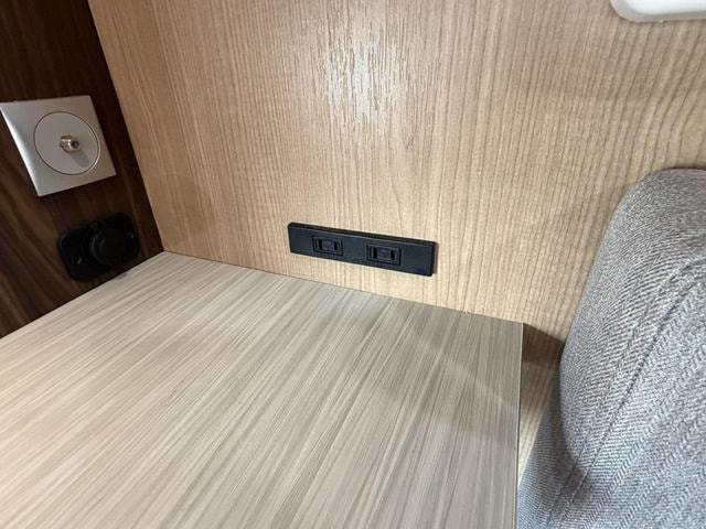 Миниатюра 24