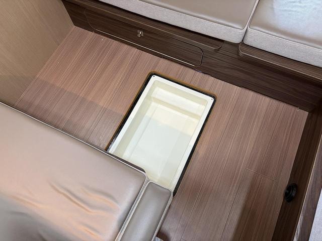 Миниатюра 27