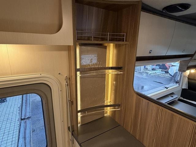 Миниатюра 18