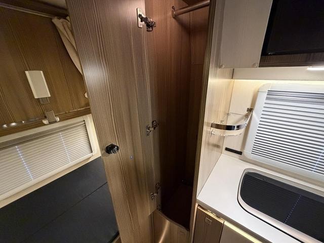 Миниатюра 19