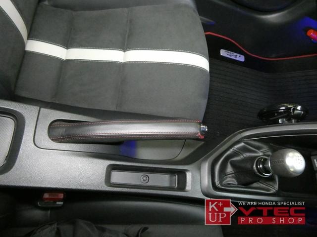Миниатюра 12