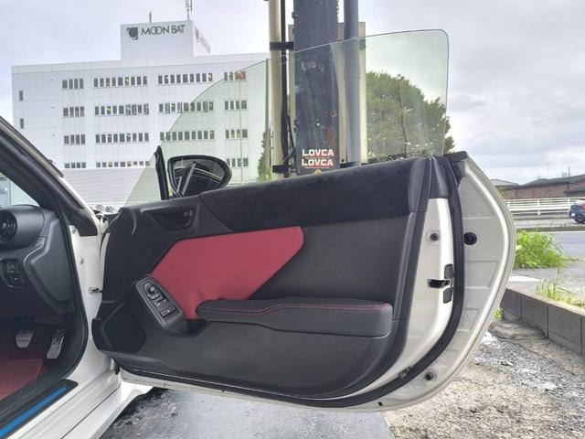 Миниатюра 12