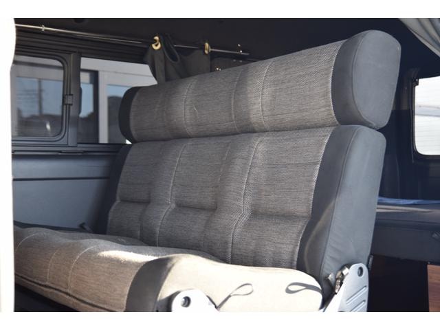 Миниатюра 28