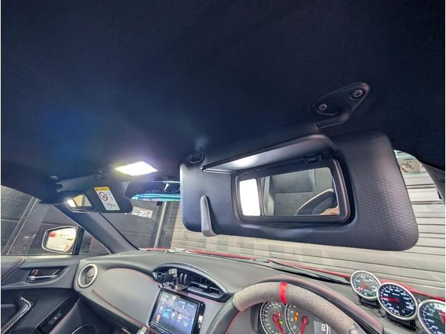 Миниатюра 37