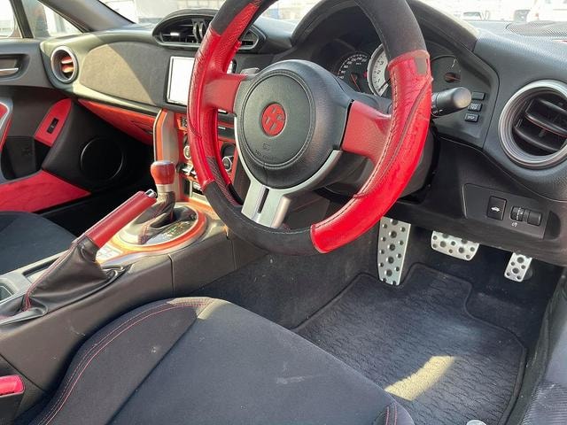 Миниатюра 12