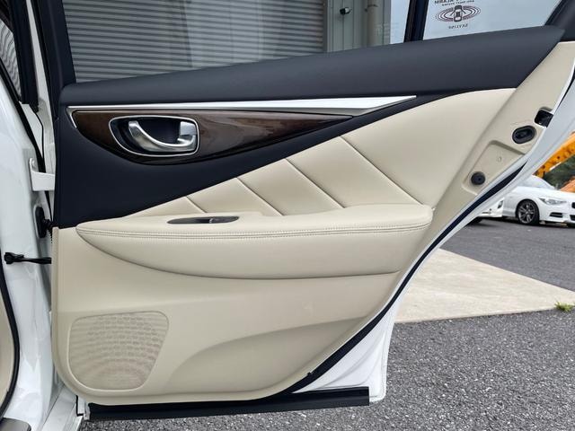 Миниатюра 28