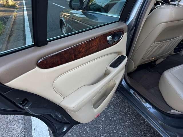 Миниатюра 44