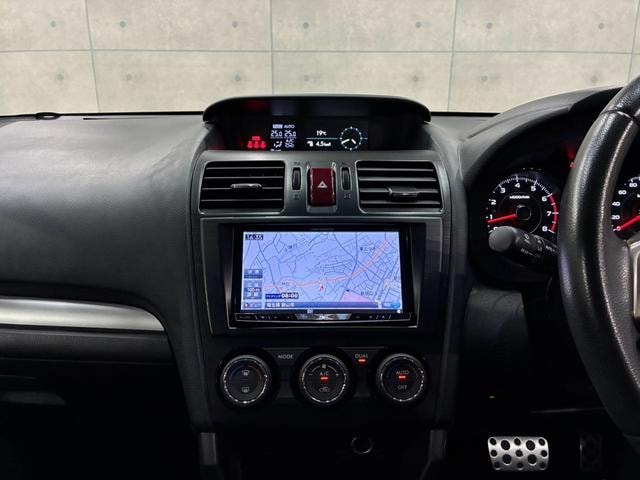 Subaru FORESTER 2013 — фото автомобиля 1