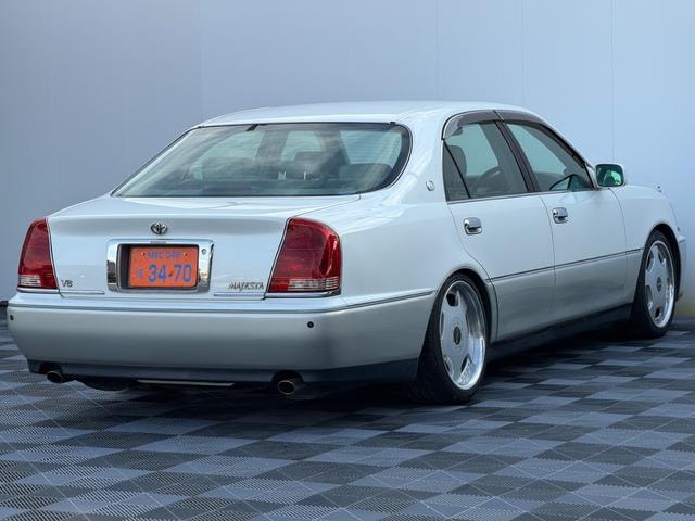 Миниатюра 17
