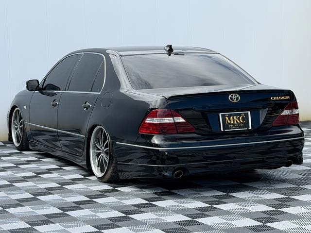 Миниатюра 10