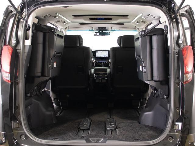 Toyota ALPHARD 2017 — фото автомобиля 1