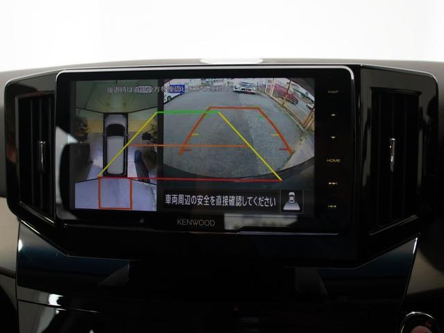 Nissan ELGRAND 2022 — фото автомобиля 1