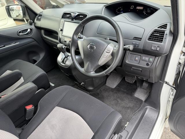 Nissan SERENA 2015 — фото автомобиля 1