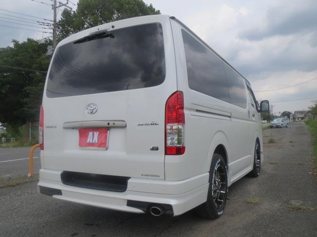 Миниатюра 6