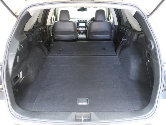 Subaru LEGACY OUTBACK 2016 — фото автомобиля 1