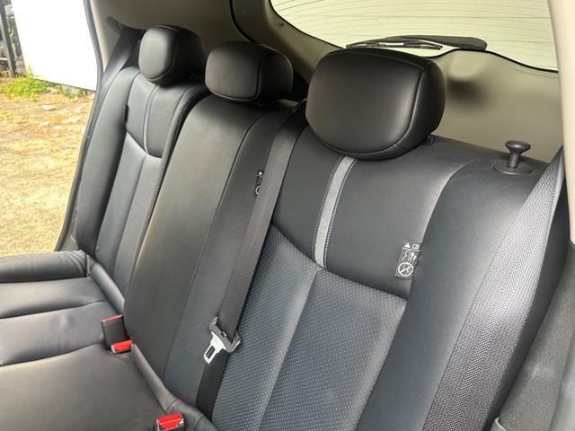 Nissan LEAF 2018 — фото автомобиля 1