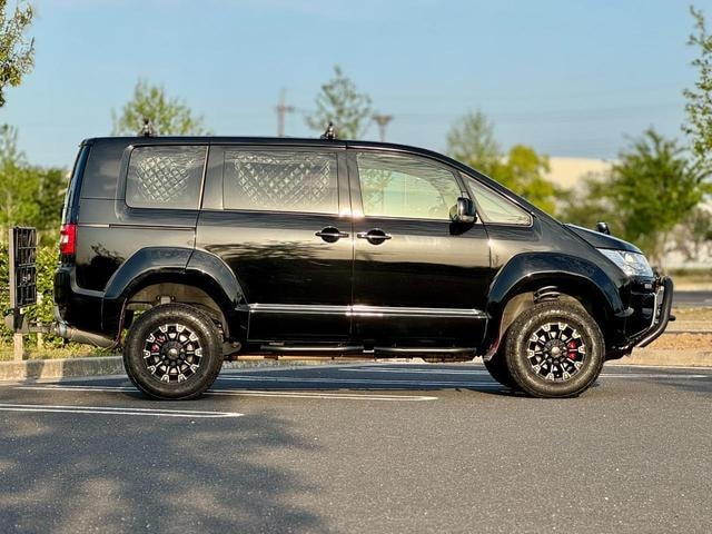 Миниатюра 10