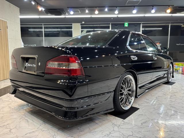 Миниатюра 17