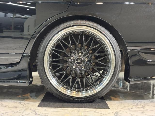 Миниатюра 28