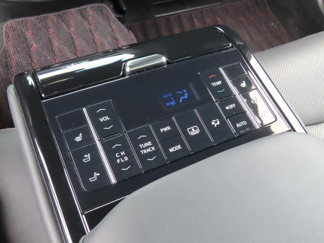 Миниатюра 37