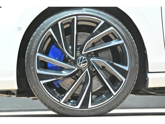 Миниатюра 18