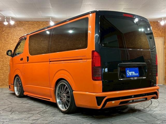 Миниатюра 18