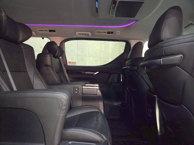Toyota ALPHARD 2015 — фото автомобиля 1