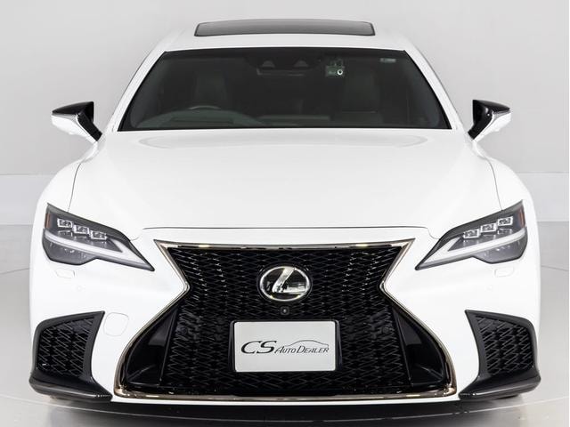 Lexus LS 2020 — фото автомобиля 1