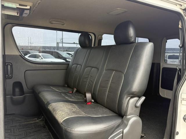 Toyota HIACE VAN 2014 — фото автомобиля 1