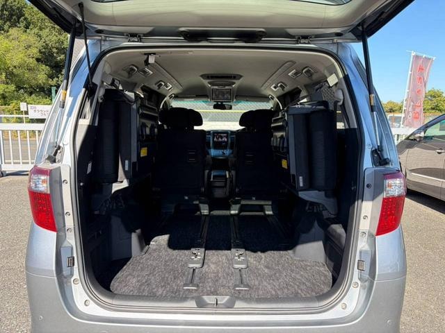 Toyota ALPHARD 2012 — фото автомобиля 1