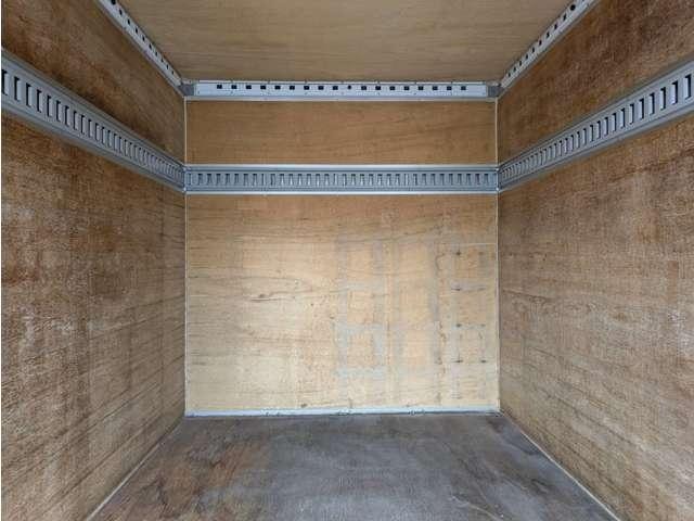 Nissan ATLAS TRUCK 2013 — фото автомобиля 1