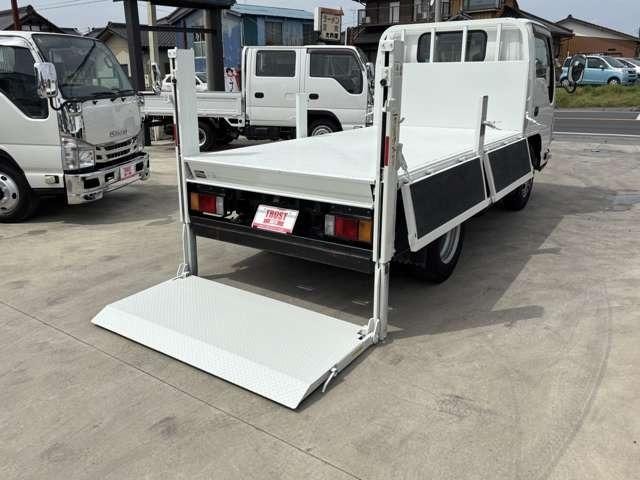 Миниатюра 32
